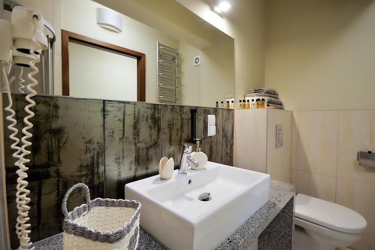 Dobruk Grzegorz Prywatne W Budynku Royal Tulip Apartament