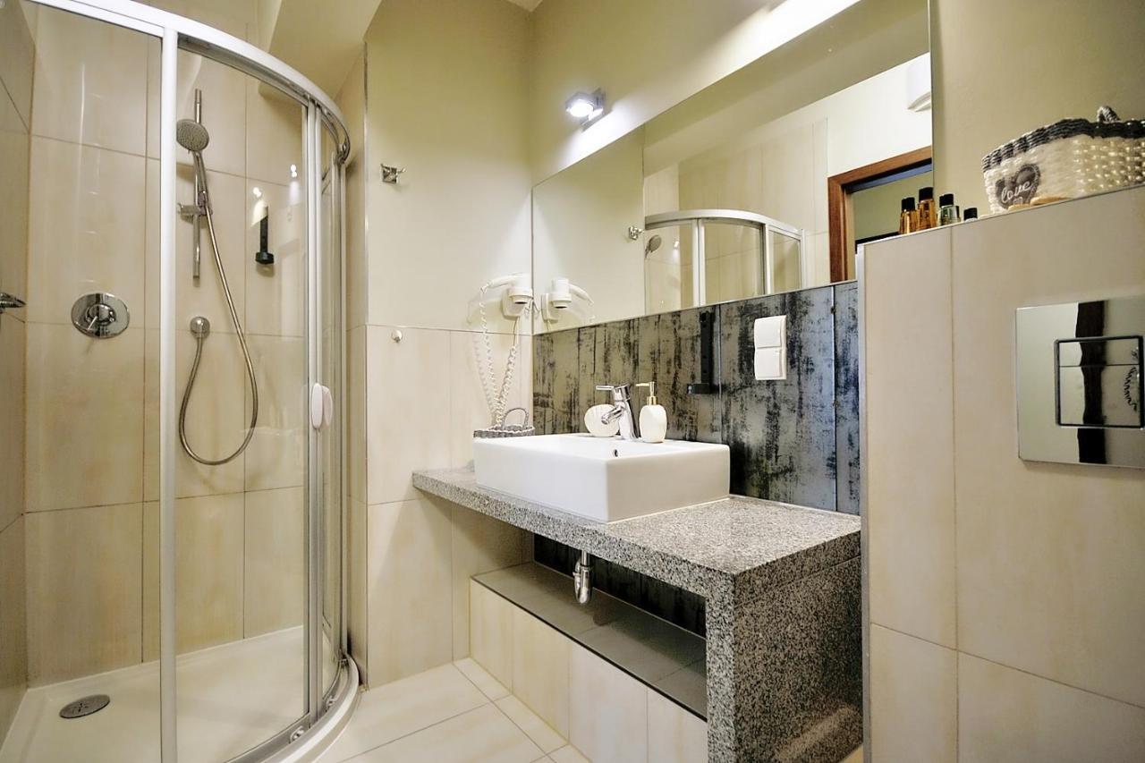Apartament Dobruk Grzegorz Prywatne W Budynku Royal Tulip Kołobrzeg